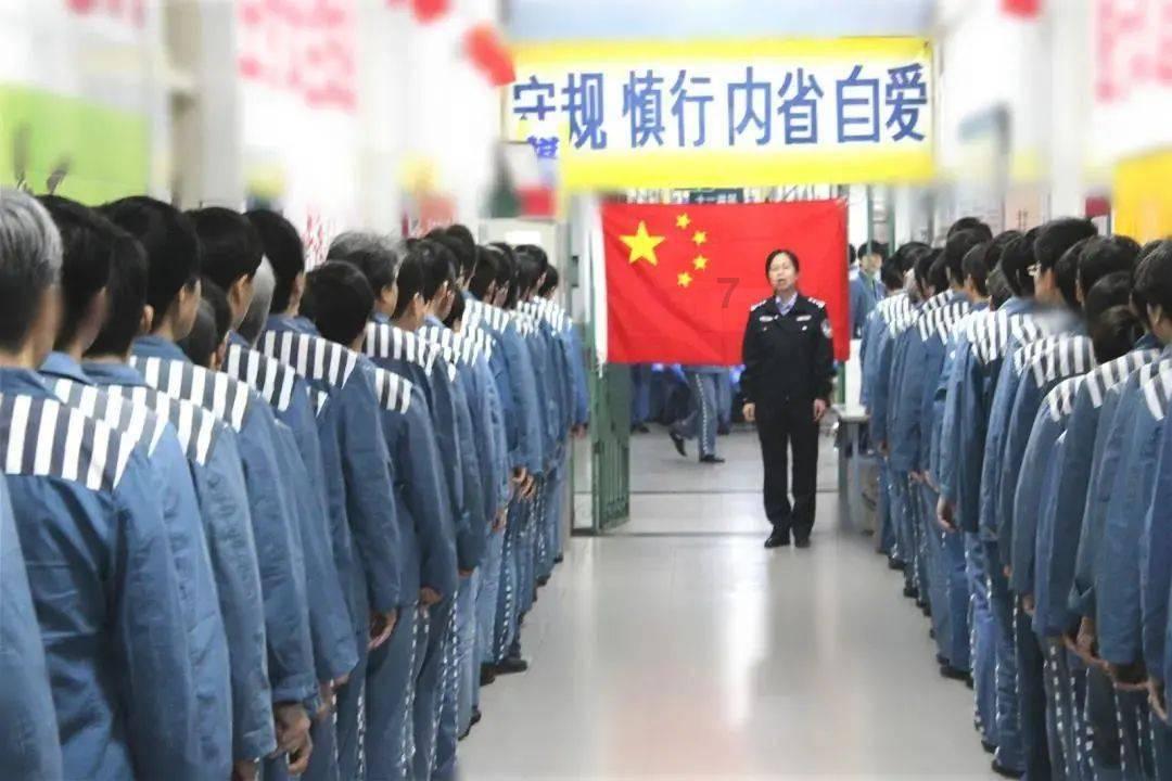 5G 与 4G 信号同覆盖,中国移动与华为研发双频双模基站